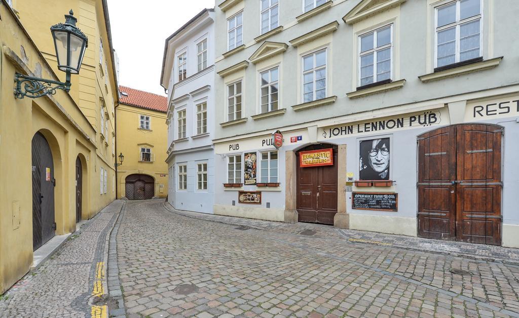 John Lennon S Kampa Apartment Prague Exterior photo
